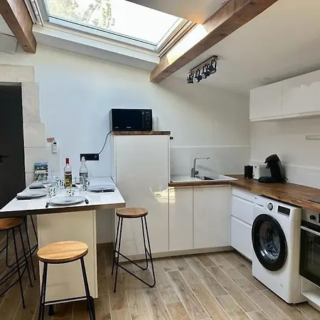 Independant En Centre-ville Apartment L'Isle-sur-la-Sorgue